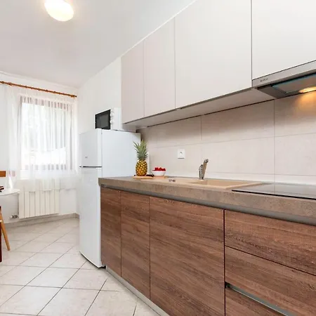 Mirjan 2000 Apartamento *